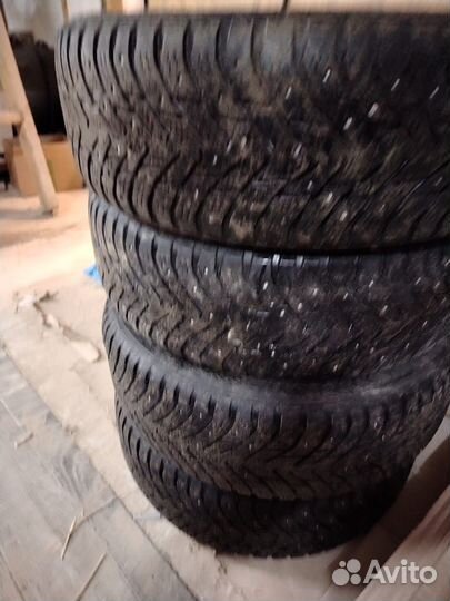Nokian Tyres Hakkapeliitta 8 225/55 R19