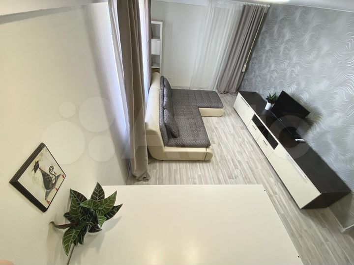 2-к. квартира, 58 м², 9/9 эт.