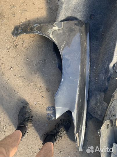 Переднее правое крыло Volvo s40 2