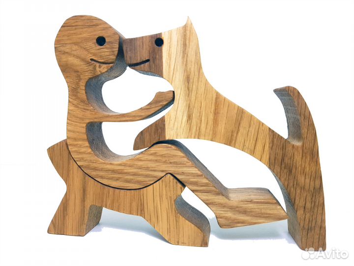 Фигурка из дерева 