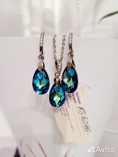 Кулон и серьги swarovski