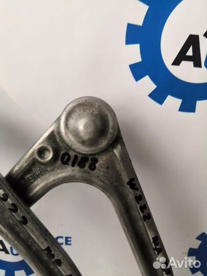 Mercedes W222 13- Рычаг передний верхний левый