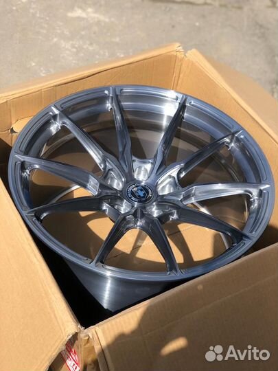 Кованые диски GT Forged R20 на BMW M4 F82/F83