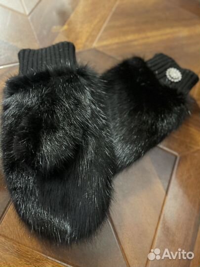 Продаю Новые норковые варежки