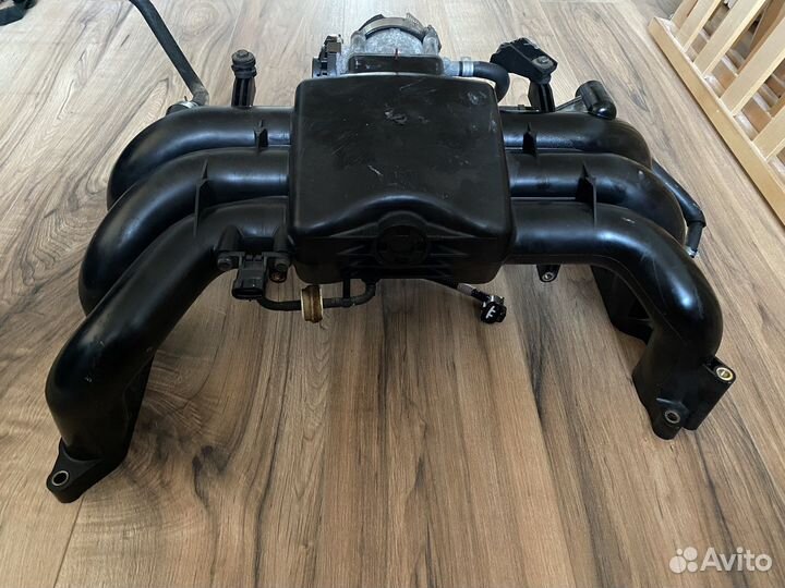 Впускной коллектор Subaru Legacy EZ30,BLE,BEE,BPE