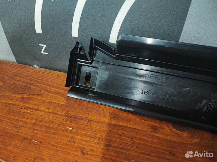 Дефлектор радиатора Toyota RAV4 V (XA50) 18-22 Б/У