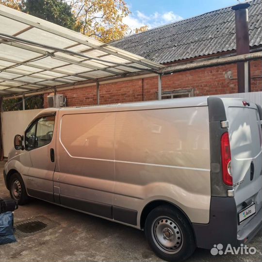 Кастенваген Renault Trafic, 2010