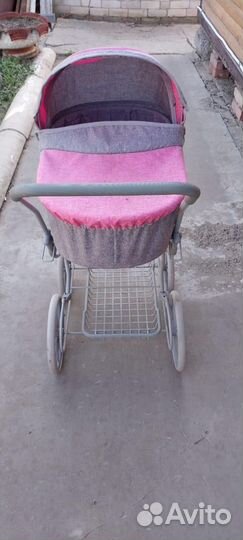 Детская коляска для кукол
