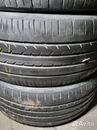 Continental ContiPremiumContact 5 215/55 R17 94W