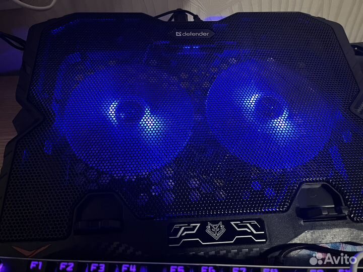 Подставка для ноутбука Defender NS-508