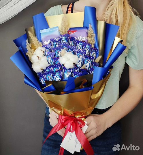 Подарок, съедобный букет из конфет