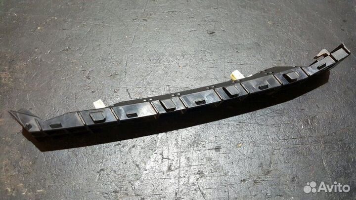 Кронштейн бампера задний правый Subaru Impreza Wrx