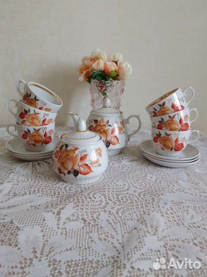 Сервиз(кфз-чайка),молочник,блюдца,moritz zdekauer