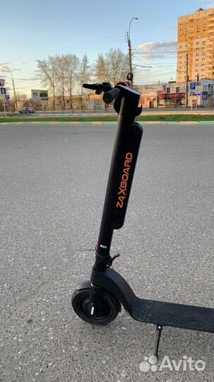Электросамокат zaxboard raser pro