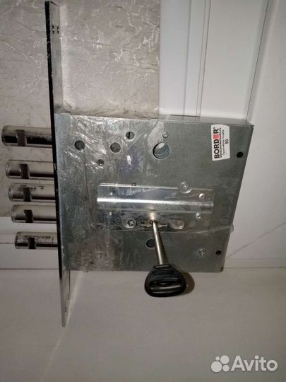 Замок дверной торекс