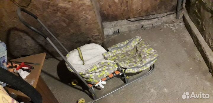 Санки детские с колесиками