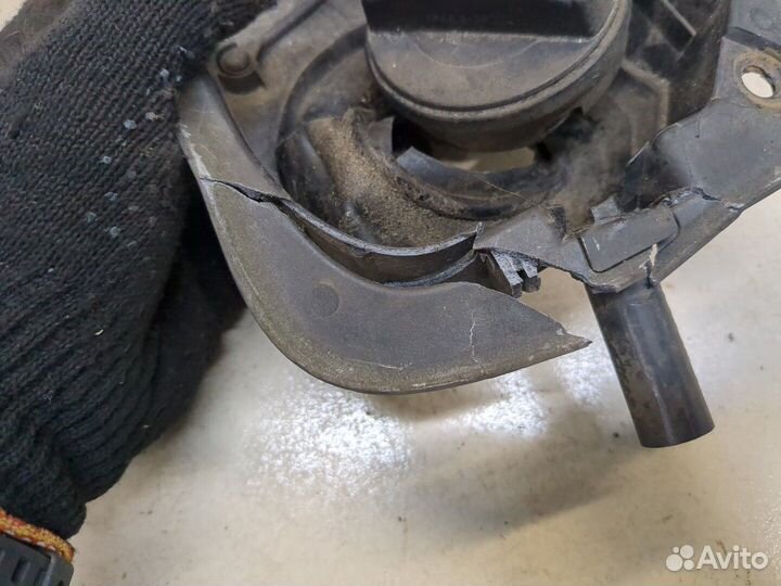 Лючок бензобака Volkswagen Beetle, 2002