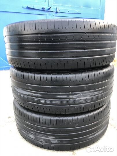 Continental ContiPremiumContact 5 225/60 R17 99V