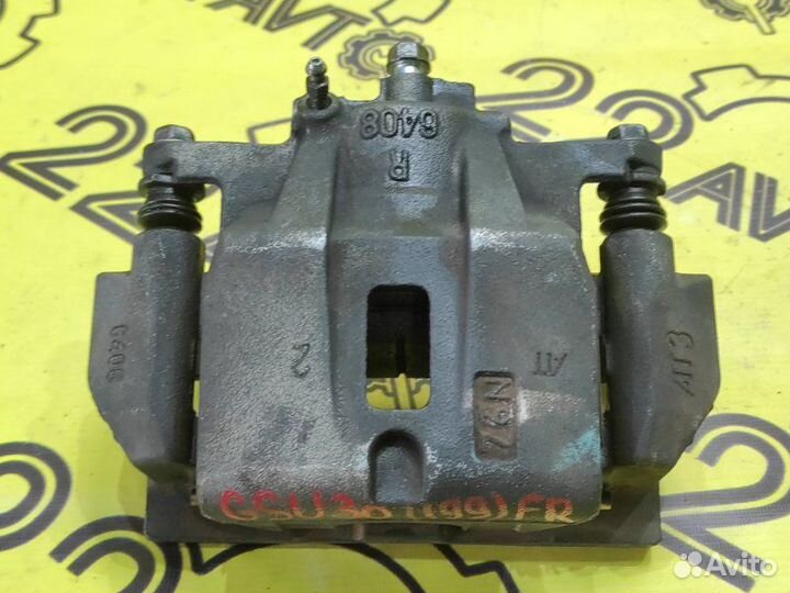 Суппорт передний правый Toyota Harrier GSU30 2grfe