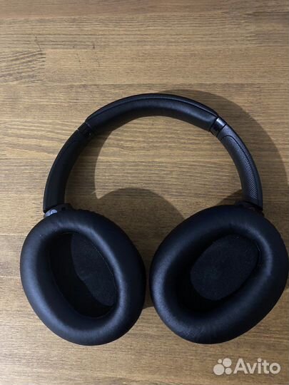 Bluetooth гарнитура Sony