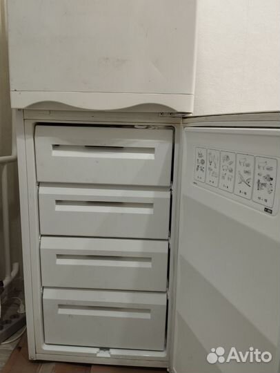 Холодильник бу 50х55х166