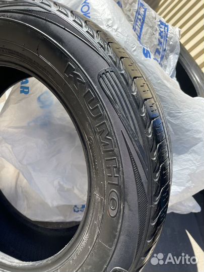 Kumho Road Venture APT KL51 225/65 R17 102H