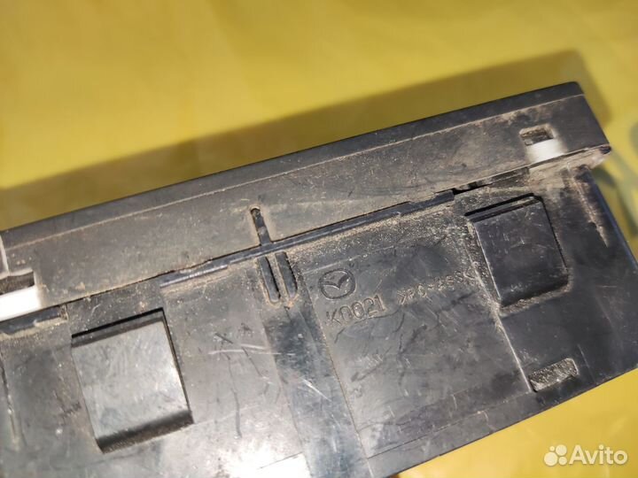 Блок кнопка курсовой устойчивости mazda 3 bm bn
