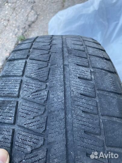 Bridgestone Blizzak Revo GZ 205/65 R16