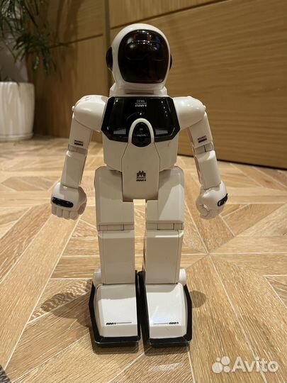 Робот игрушка