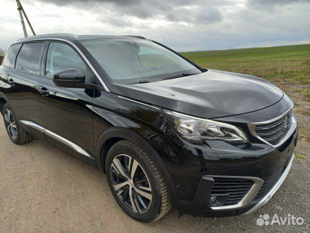 В разборе Peugeot 5008 2017 год