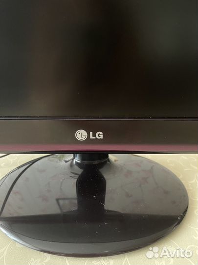 Монитор LG