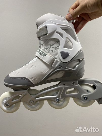 Ролики женские Reaction