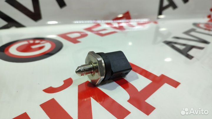 Датчик давления топлива Audi A4 8K2 cdhb