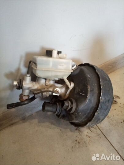 Вакуумный усилитель тормозов Mercedes-Benz W203