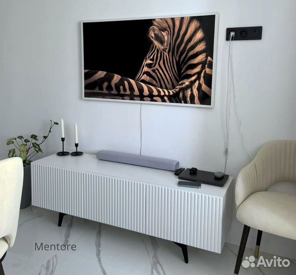 Тумба под тв Bravo (на опорах или подвесная)