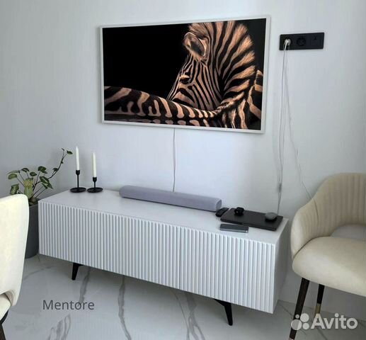 Тумба под тв Bravo (на опорах или подвесная)