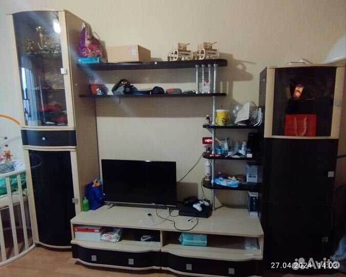 Стенка в гостиную бу