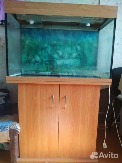 Аквариум с тумбой