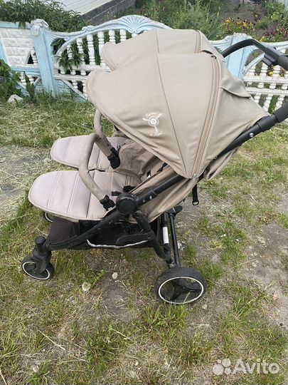 Прогулочная коляска для двойни