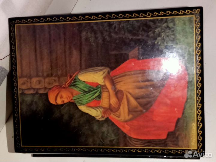 Палех брошь