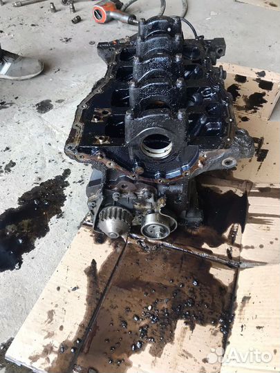 Блок двигателя Renault Logan 1.6