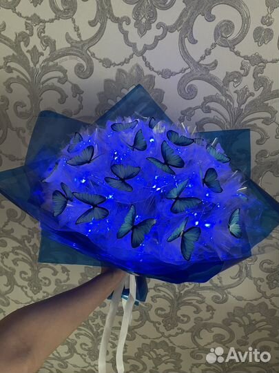 Букет светящийся из бабочек