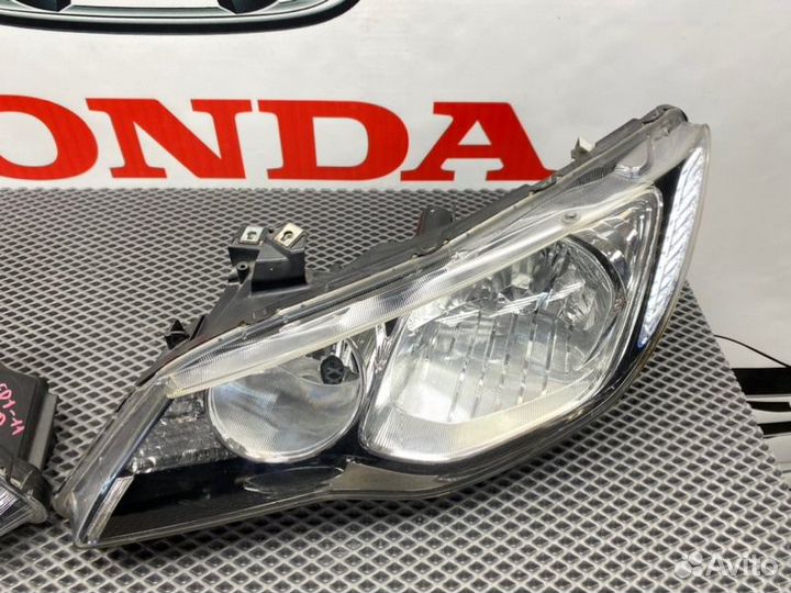 Фары комплект xenon Honda Civic FD(4Д) 2006-2008Гв