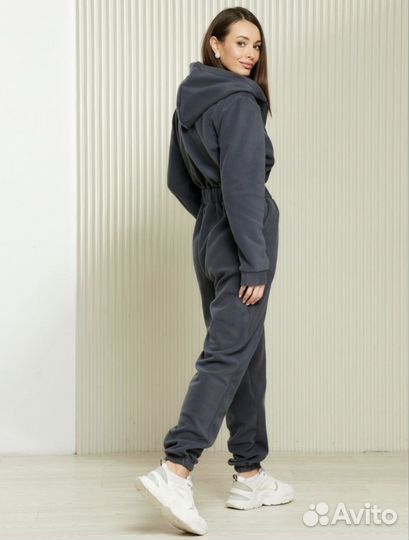 Комбинезон женский