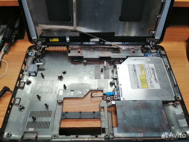 Корпус Samsung R528