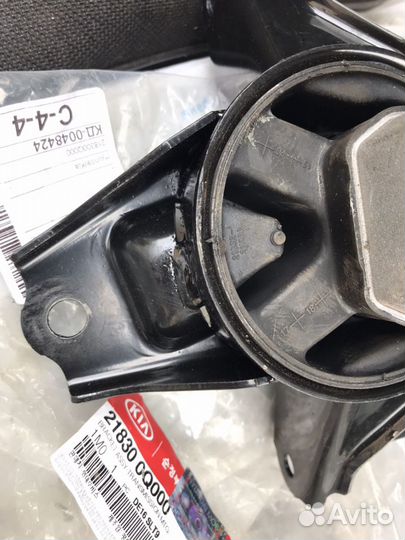 Подушка АКПП левая Kia cerato 2 21830-0Q000