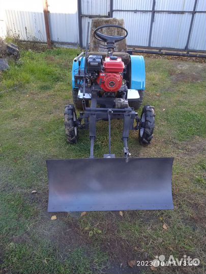 Мини-трактор, 2023