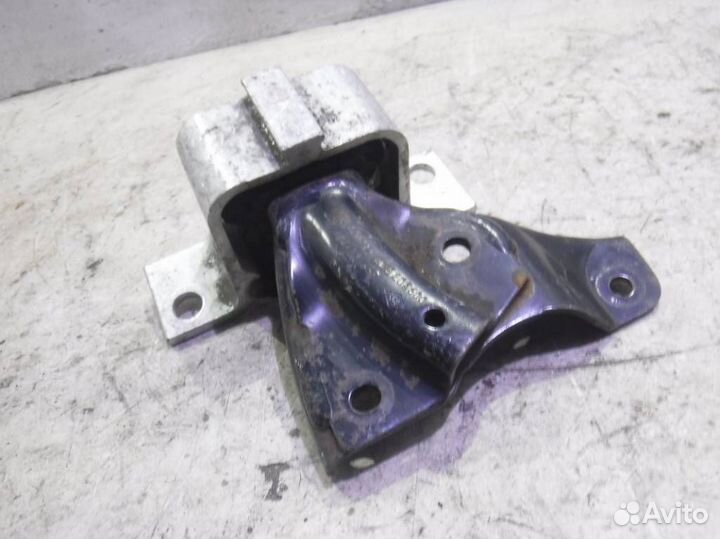 Опора двигателя Рено Logan 1 LS