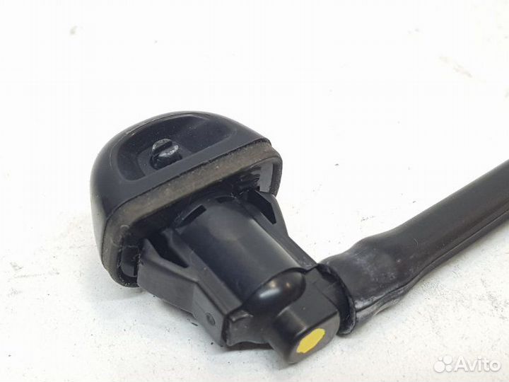 Форсунка омывателя Lexus Ct200H ZWA10 1.8 2ZR-FXE