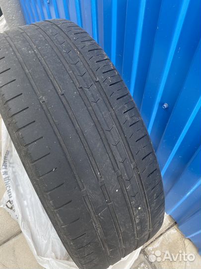 Continental ContiPremiumContact 5 225/60 R17 V